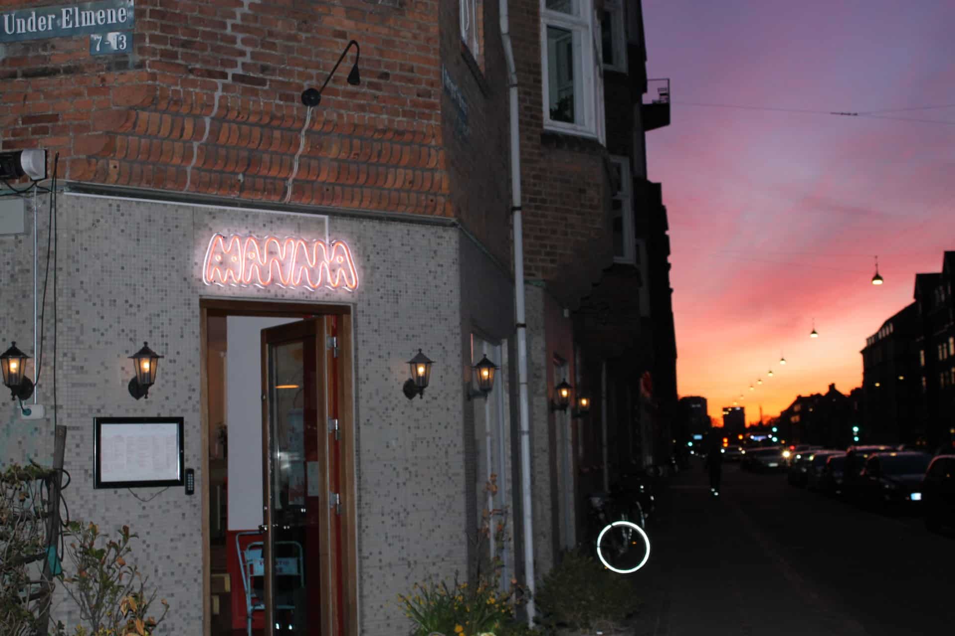 Manna Café 6
